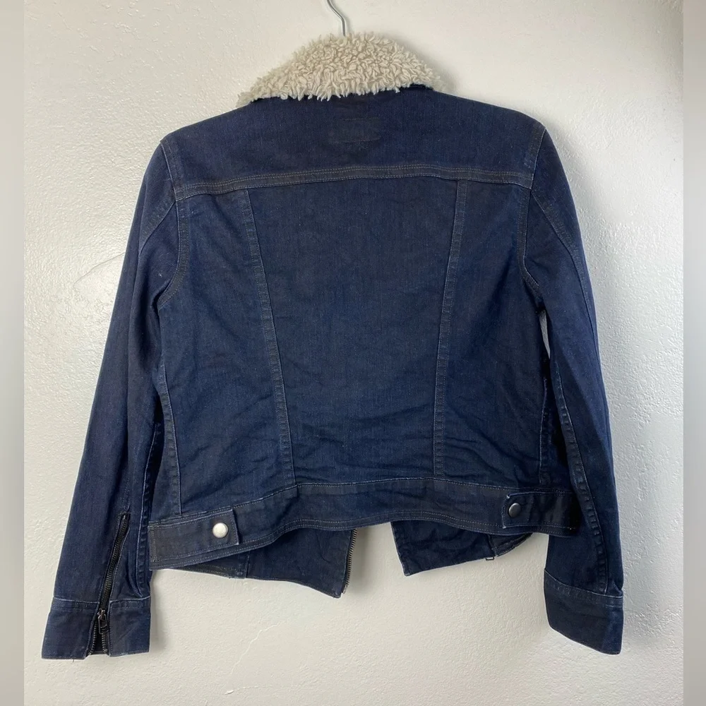 Sold 💕 - Picture 2 of 14